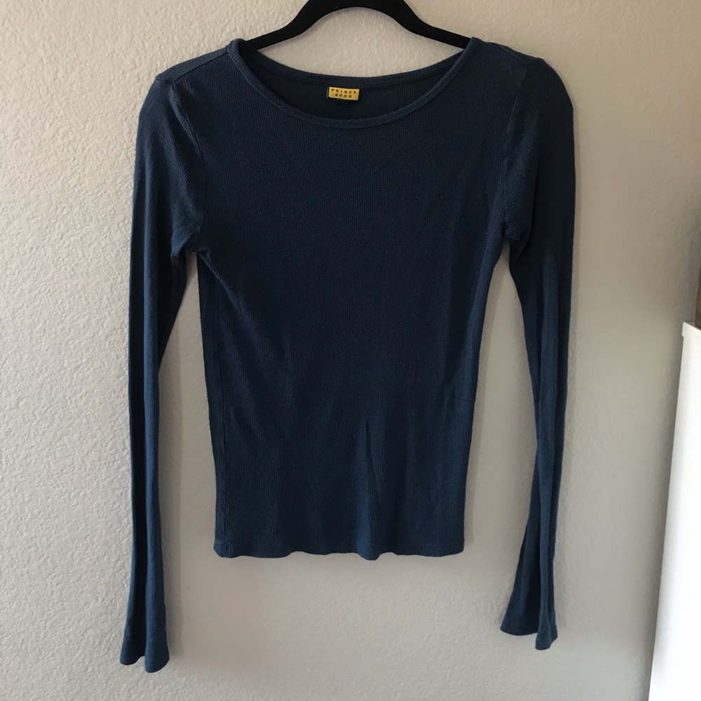 Long sleeve top